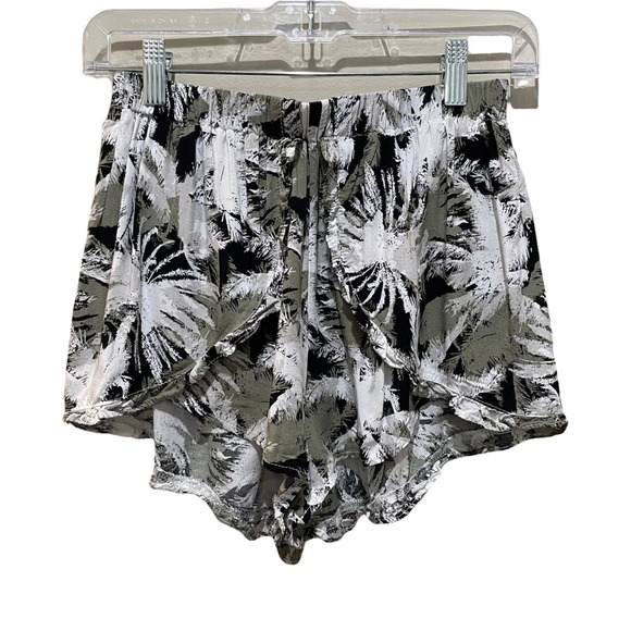 LF Mint Vanilla Tropical Print Knit Shorts Green Size 8 - Picture 1 of 9